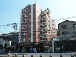 ファーネ福大病院前